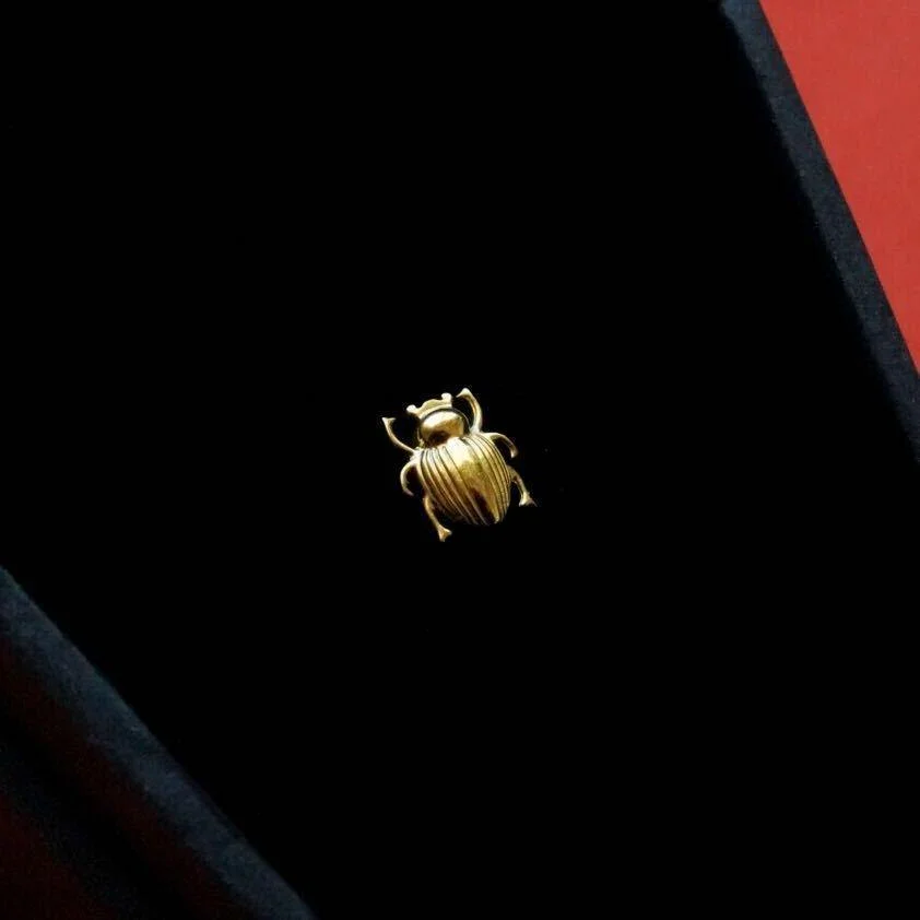 Beetle Flat Back Stud - Image 3