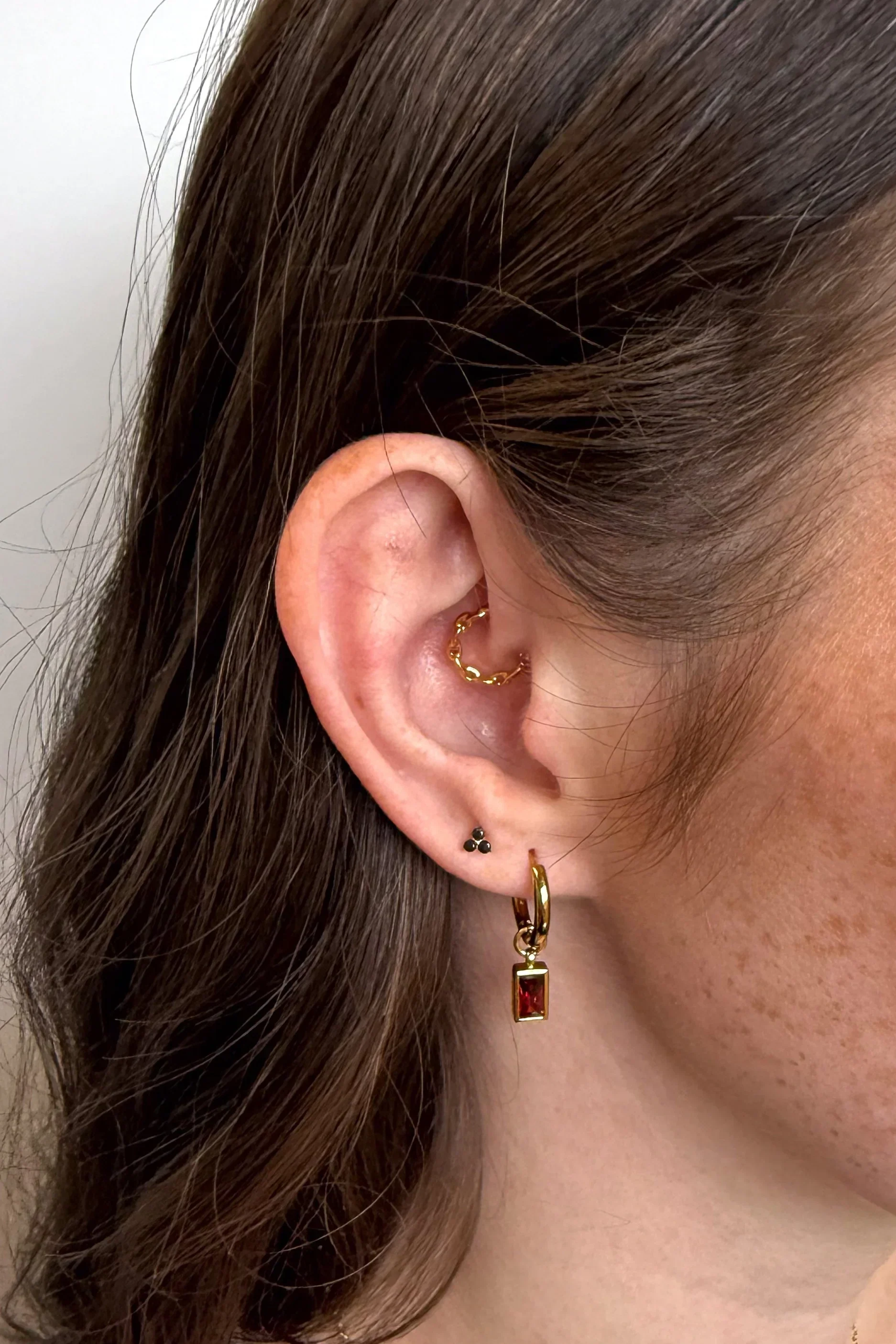Chain-Link Daith Hoop - Image 3