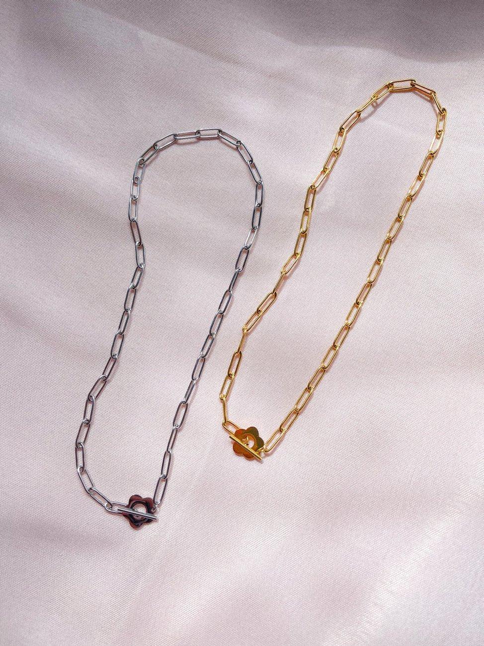 Daisy Chain Choker Necklace - Image 6