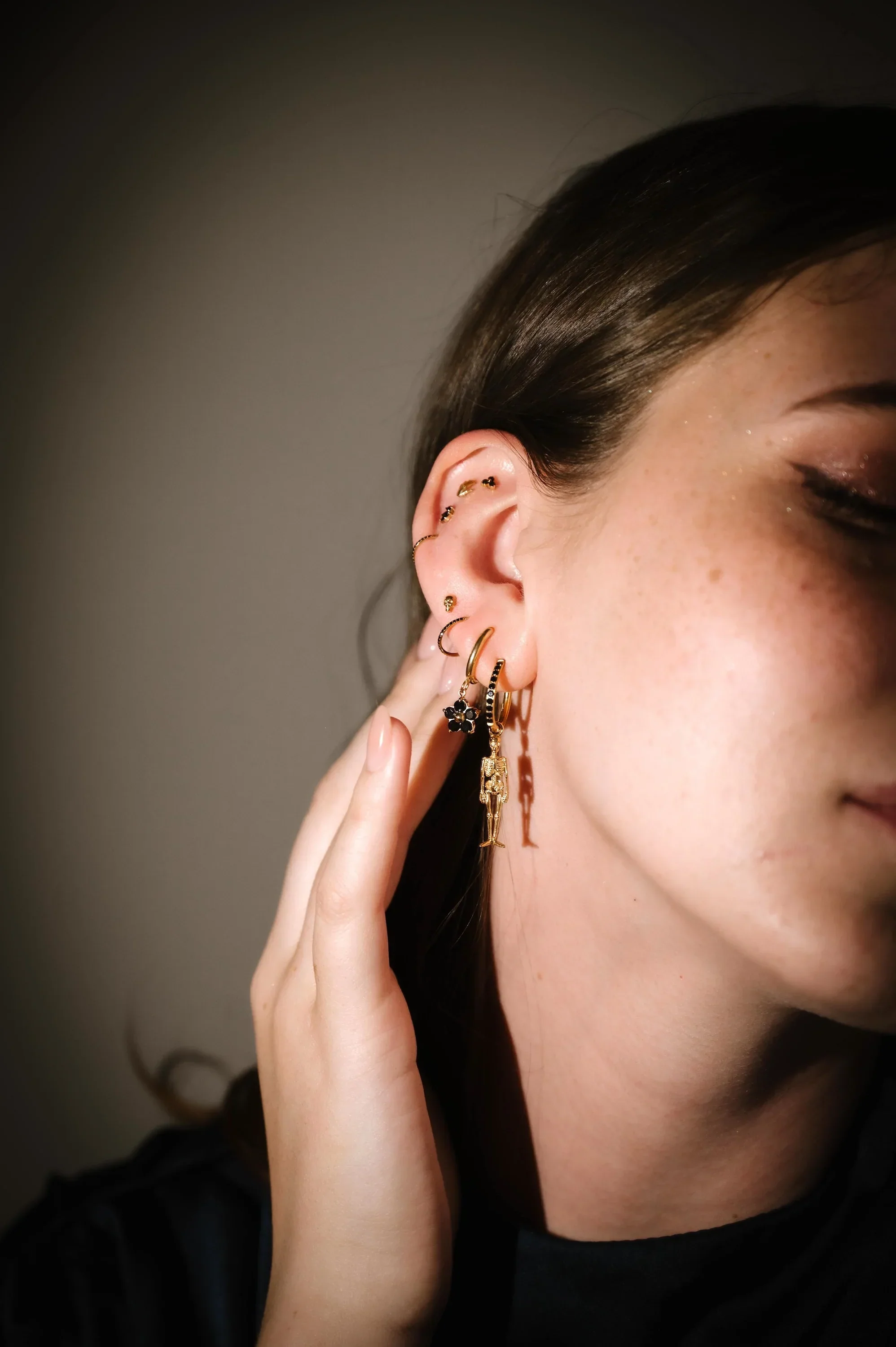 Gem Clicker Hoop - Onyx - Image 5