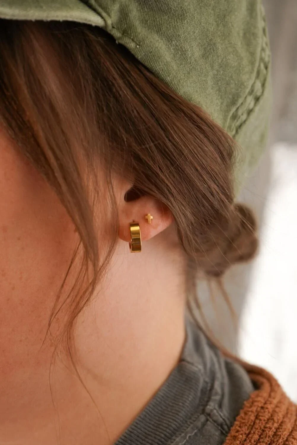 Mini Cross Flat Back Stud - Image 4
