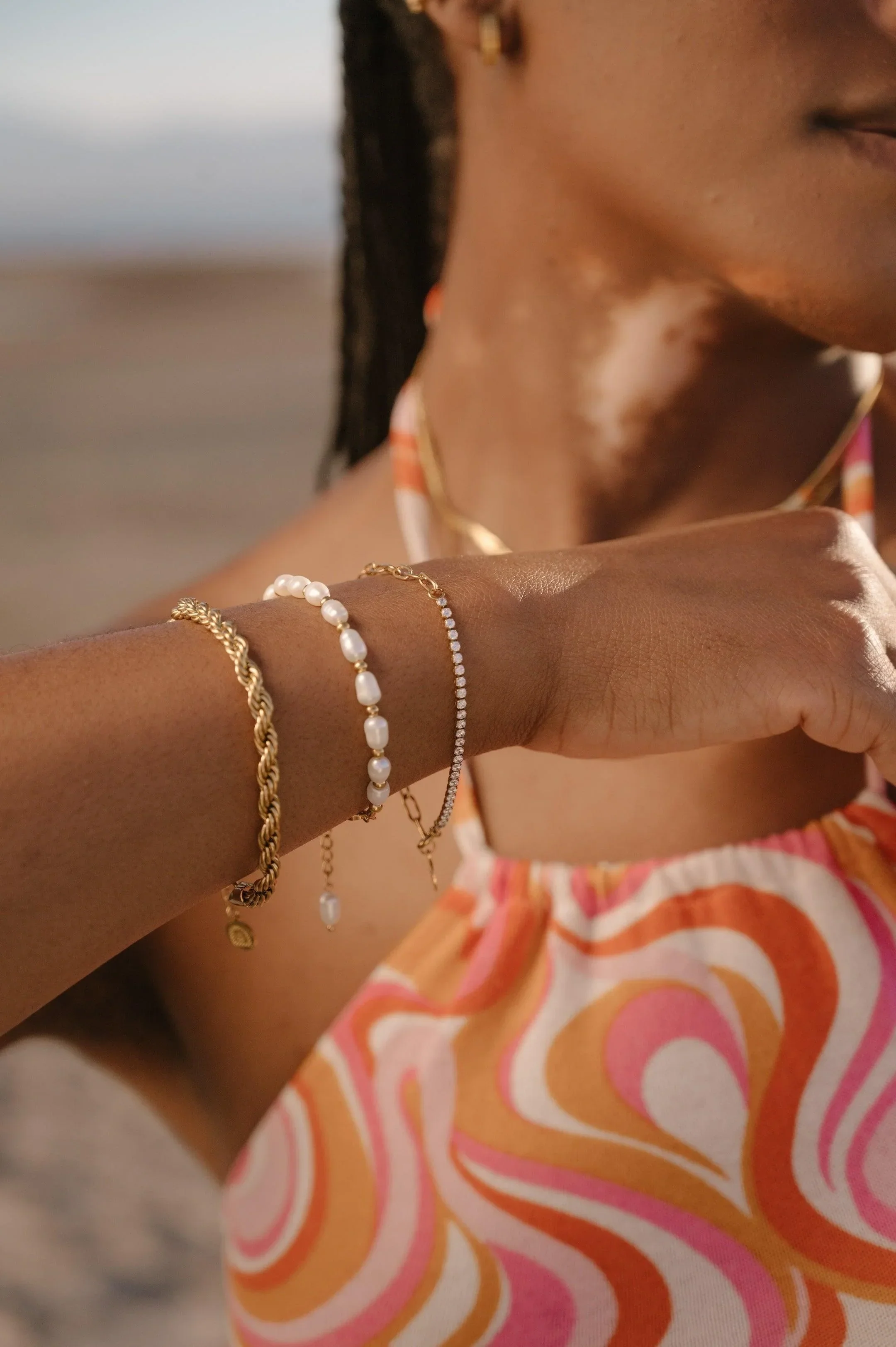 Sunkissed Pearl Bracelet - Image 7